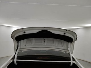 Used 2019 Hyundai Verna [2017-2020] 1.6 CRDI SX Diesel Manual interior DICKY DOOR OPEN VIEW