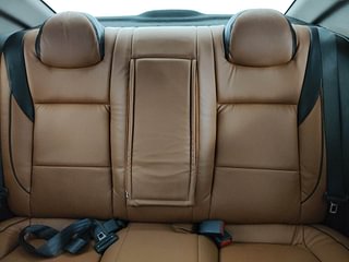 Used 2019 Hyundai Verna [2017-2020] 1.6 CRDI SX Diesel Manual interior REAR SEAT CONDITION VIEW