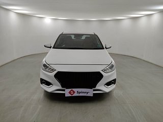 Used 2019 Hyundai Verna [2017-2020] 1.6 CRDI SX Diesel Manual exterior FRONT VIEW