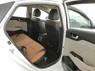 Used 2019 Hyundai Verna [2017-2020] 1.6 CRDI SX Diesel Manual interior RIGHT SIDE REAR DOOR CABIN VIEW
