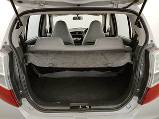 Used 2015 Maruti Suzuki Alto K10 [2014-2019] VXi Petrol Manual interior DICKY INSIDE VIEW