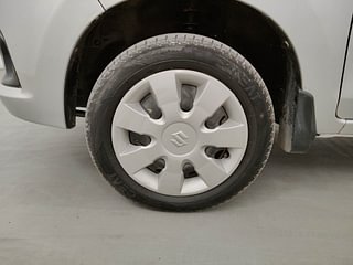 Used 2015 Maruti Suzuki Alto K10 [2014-2019] VXi Petrol Manual tyres LEFT FRONT TYRE RIM VIEW