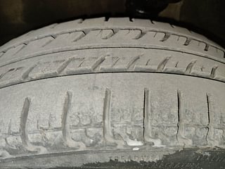 Used 2015 Maruti Suzuki Alto K10 [2014-2019] VXi Petrol Manual tyres LEFT FRONT TYRE TREAD VIEW