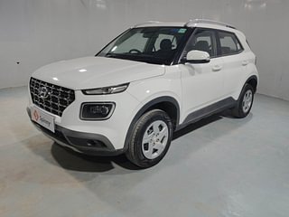 Used 2021 Hyundai Venue [2019-2022] S+ 1.2 Petrol Manual exterior LEFT FRONT CORNER VIEW