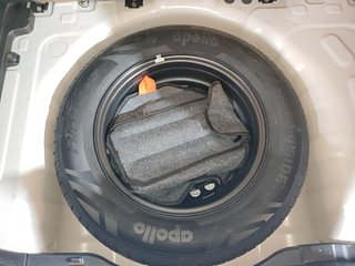Used 2021 Hyundai Venue [2019-2022] S+ 1.2 Petrol Manual tyres SPARE TYRE VIEW