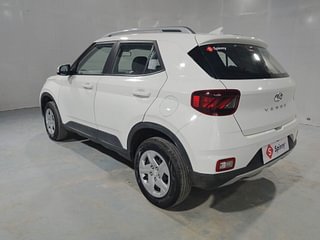 Used 2021 Hyundai Venue [2019-2022] S+ 1.2 Petrol Manual exterior LEFT REAR CORNER VIEW