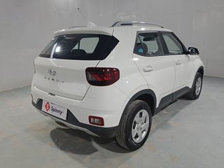 Used 2021 Hyundai Venue [2019-2022] S+ 1.2 Petrol Manual exterior RIGHT REAR CORNER VIEW