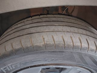 Used 2023 Hyundai Venue SX 1.2 Petrol Petrol Manual tyres LEFT FRONT TYRE TREAD VIEW