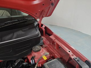 Used 2023 Hyundai Venue SX 1.2 Petrol Petrol Manual engine ENGINE LEFT SIDE HINGE & APRON VIEW
