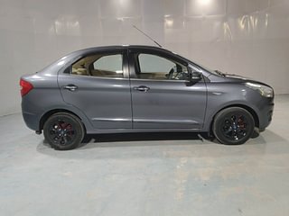 Used 2016 Ford Figo Aspire [2015-2019] Titanium 1.2 Ti-VCT Petrol Manual exterior RIGHT SIDE VIEW