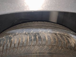 Used 2016 Ford Figo Aspire [2015-2019] Titanium 1.2 Ti-VCT Petrol Manual tyres LEFT REAR TYRE TREAD VIEW