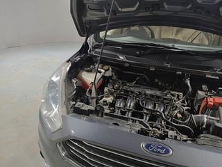 Used 2016 Ford Figo Aspire [2015-2019] Titanium 1.2 Ti-VCT Petrol Manual engine ENGINE RIGHT SIDE VIEW