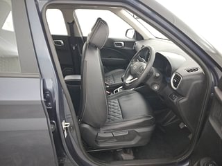 Used 2021 Hyundai Venue [2019-2022] SX 1.0  Turbo iMT Petrol Manual interior RIGHT SIDE FRONT DOOR CABIN VIEW