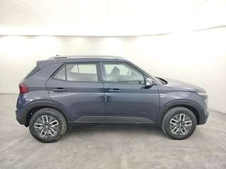 Used 2021 Hyundai Venue [2019-2022] SX 1.0  Turbo iMT Petrol Manual exterior RIGHT SIDE VIEW