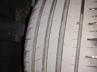 Used 2020 Toyota Glanza [2019-2022] V CVT Petrol Automatic tyres LEFT REAR TYRE TREAD VIEW