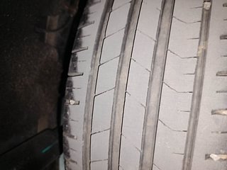 Used 2020 Toyota Glanza [2019-2022] V CVT Petrol Automatic tyres RIGHT REAR TYRE TREAD VIEW