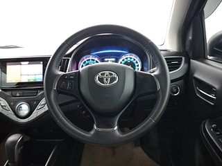 Used 2020 Toyota Glanza [2019-2022] V CVT Petrol Automatic interior STEERING VIEW
