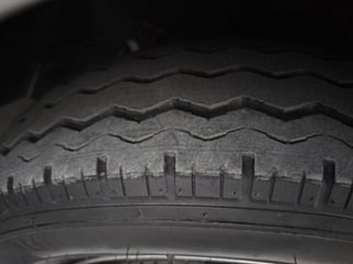 Used 2021 Maruti Suzuki Eeco AC 5 STR Petrol Manual tyres RIGHT FRONT TYRE TREAD VIEW