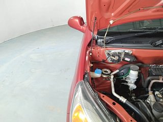 Used 2017 Maruti Suzuki Alto 800 [2016-2019] Lxi (O) Petrol Manual engine ENGINE RIGHT SIDE HINGE & APRON VIEW