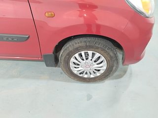 Used 2017 Maruti Suzuki Alto 800 [2016-2019] Lxi (O) Petrol Manual tyres RIGHT FRONT TYRE RIM VIEW