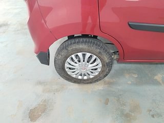 Used 2017 Maruti Suzuki Alto 800 [2016-2019] Lxi (O) Petrol Manual tyres RIGHT REAR TYRE RIM VIEW