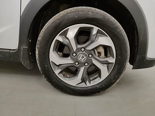 Used 2019 Honda BR-V [2016-2020] V CVT Petrol Petrol Automatic tyres RIGHT FRONT TYRE RIM VIEW