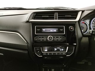 Used 2019 Honda BR-V [2016-2020] V CVT Petrol Petrol Automatic interior MUSIC SYSTEM & AC CONTROL VIEW