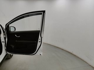 Used 2019 Honda BR-V [2016-2020] V CVT Petrol Petrol Automatic interior RIGHT FRONT DOOR OPEN VIEW