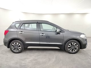 Used 2022 Maruti Suzuki S-Cross Zeta 1.5 Petrol Manual exterior RIGHT SIDE VIEW