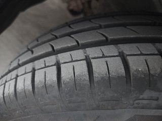 Used 2022 Hyundai Grand i10 Nios Sportz AMT 1.2 Kappa VTVT Petrol Automatic tyres LEFT FRONT TYRE TREAD VIEW
