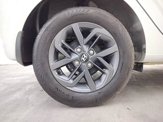 Used 2022 Hyundai Grand i10 Nios Sportz AMT 1.2 Kappa VTVT Petrol Automatic tyres RIGHT REAR TYRE RIM VIEW