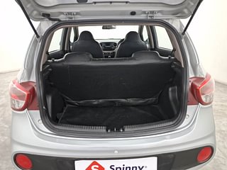 Used 2020 Hyundai Grand i10 Magna 1.2 Kappa VTVT Petrol Manual interior DICKY INSIDE VIEW