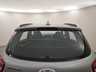 Used 2020 Hyundai Grand i10 Magna 1.2 Kappa VTVT Petrol Manual exterior BACK WINDSHIELD VIEW