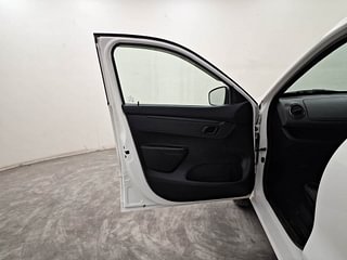Used 2017 Renault Kwid [2017-2019] RXT 1.0 SCE Special Petrol Manual interior LEFT FRONT DOOR OPEN VIEW