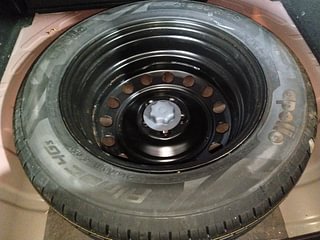 Used 2023 MG Motors Astor Smart EX 1.5 MT Petrol Manual tyres SPARE TYRE VIEW
