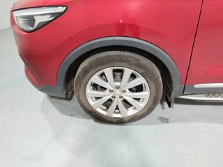 Used 2023 MG Motors Astor Smart EX 1.5 MT Petrol Manual tyres LEFT FRONT TYRE RIM VIEW