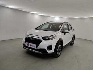 Used 2021 Honda WR-V i-DTEC VX Diesel Manual exterior LEFT FRONT CORNER VIEW