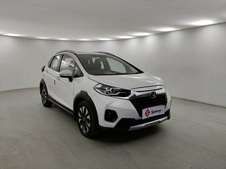 Used 2021 Honda WR-V i-DTEC VX Diesel Manual exterior RIGHT FRONT CORNER VIEW