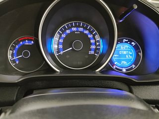 Used 2021 Honda WR-V i-DTEC VX Diesel Manual interior CLUSTERMETER VIEW