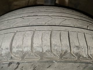Used 2021 Honda WR-V i-DTEC VX Diesel Manual tyres RIGHT FRONT TYRE TREAD VIEW