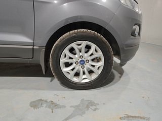 Used 2017 Ford EcoSport Titanium 1.5L Ti-VCT AT Petrol Automatic tyres RIGHT FRONT TYRE RIM VIEW