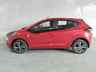 Used 2020 Tata Altroz XZ 1.2 Petrol Manual exterior LEFT SIDE VIEW