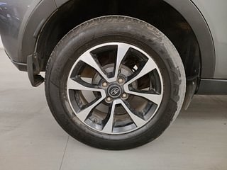 Used 2021 Tata Nexon XZ Plus (O) Petrol Manual tyres RIGHT REAR TYRE RIM VIEW