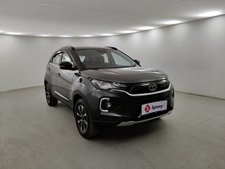 Used 2021 Tata Nexon XZ Plus (O) Petrol Manual exterior RIGHT FRONT CORNER VIEW