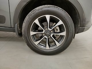 Used 2021 Tata Nexon XZ Plus (O) Petrol Manual tyres RIGHT FRONT TYRE RIM VIEW