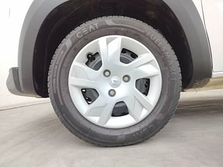 Used 2023 Renault Kwid 1.0 RXT SCE Petrol Manual tyres LEFT FRONT TYRE RIM VIEW