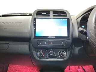 Used 2023 Renault Kwid 1.0 RXT SCE Petrol Manual interior MUSIC SYSTEM & AC CONTROL VIEW