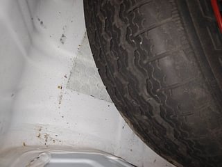 Used 2023 Renault Kwid 1.0 RXT SCE Petrol Manual tyres SPARE TYRE VIEW