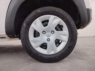 Used 2023 Renault Kwid 1.0 RXT SCE Petrol Manual tyres LEFT REAR TYRE RIM VIEW