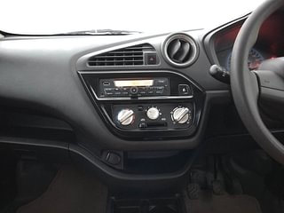 Used 2018 Datsun Redi-GO [2015-2019] T(O) 0.8L Limited Edition Petrol Manual interior MUSIC SYSTEM & AC CONTROL VIEW